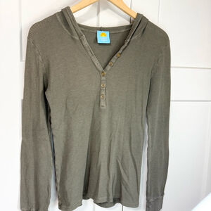 C&C California waffle knit hooded olive green Thermal Knit Henley size medium